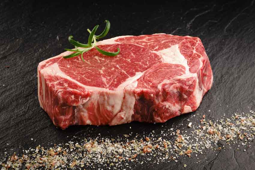 Deutsches Dry Aged Färsen Ribeyesteak (Entreôte)