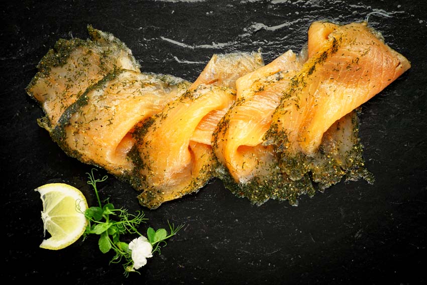 Schottischer Gravadlachs, vorgeschnitten