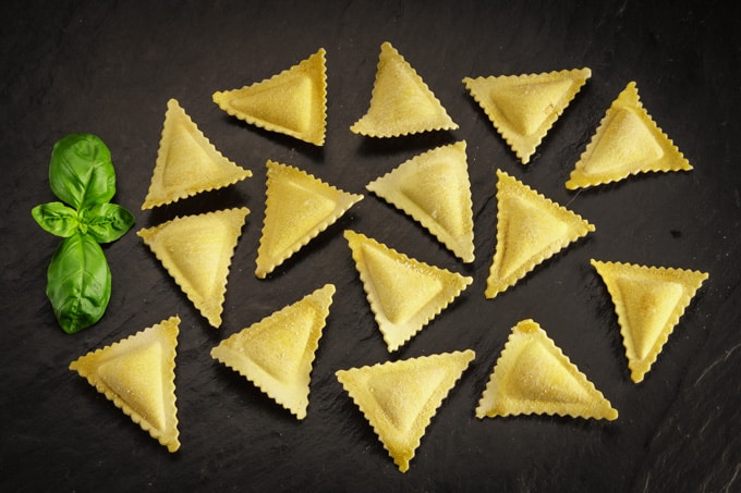 Triangoli gefüllt mit Garnelen
